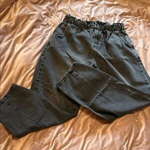 Zara Black Denim Paperbag Waisted Cropped Jeans